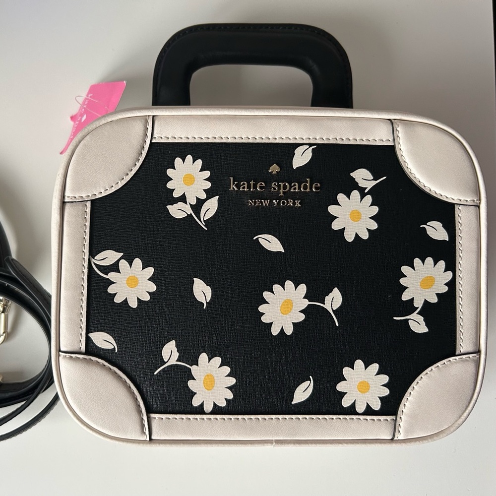 Kate Spade Black and White Daisy Crossbody NWT